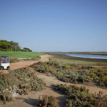 Apartment Victory Village 2a *